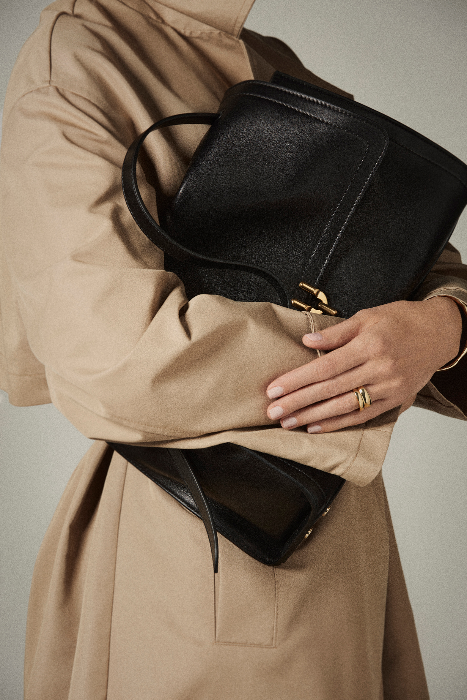 Hands 4 — Arthur Cerica